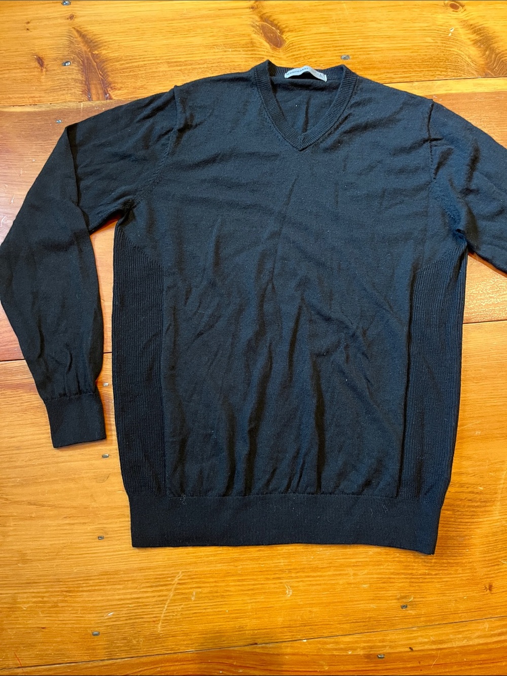 ICEBREAKER Men's L Black Ribbed V-Neck 100% Merino Wool Sweater